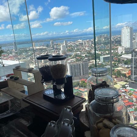 Condo Near Ayala Cebu City W Wifi Balcony Exterior photo